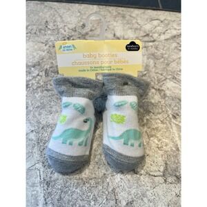 Angel of Mine Newborn Baby Booties Dinosaur Non-Slip Socks Gray White 0+ Months